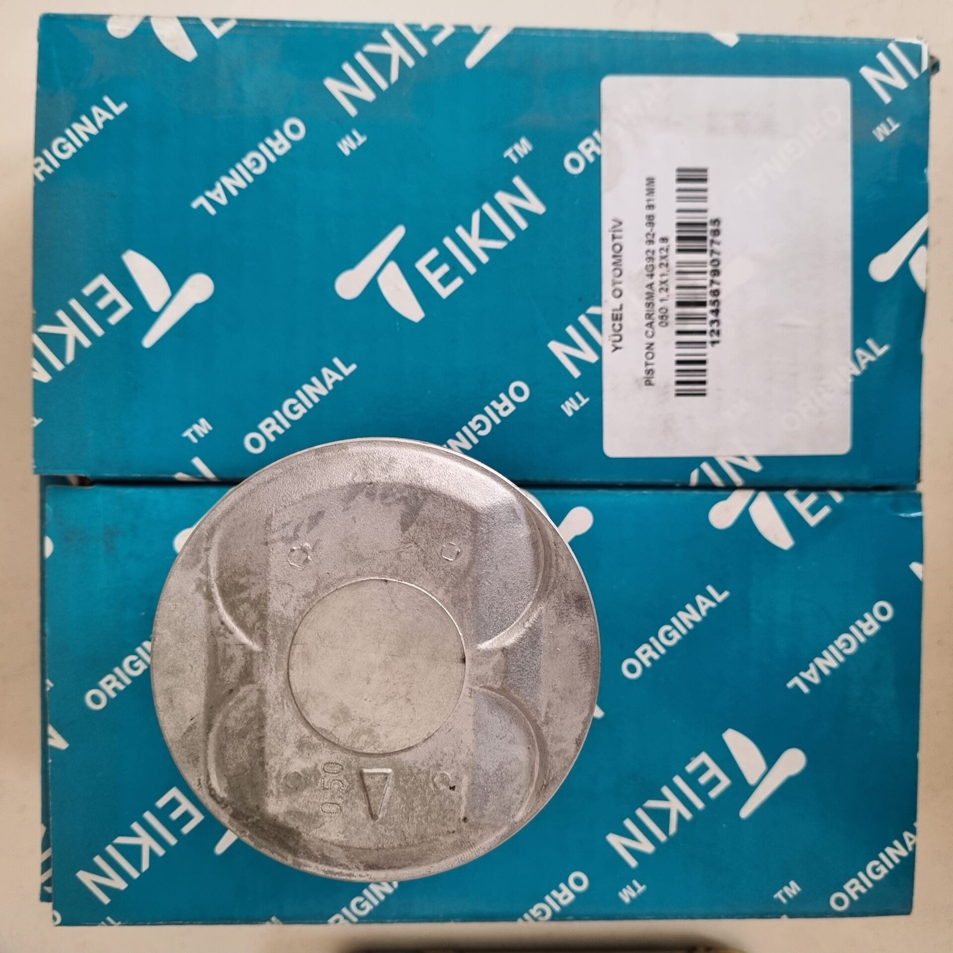Piston Mıtsubıshı Carısma 4G92 92-96 81mm 0.50 takım Segmansız